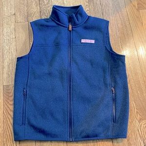 Navy Vineyard Vines Boys Vest.  Medium (12-14)